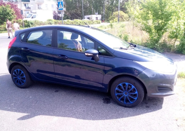 Ford Fiesta cena 29900 przebieg: 66000, rok produkcji 2016 z Zgierz małe 436